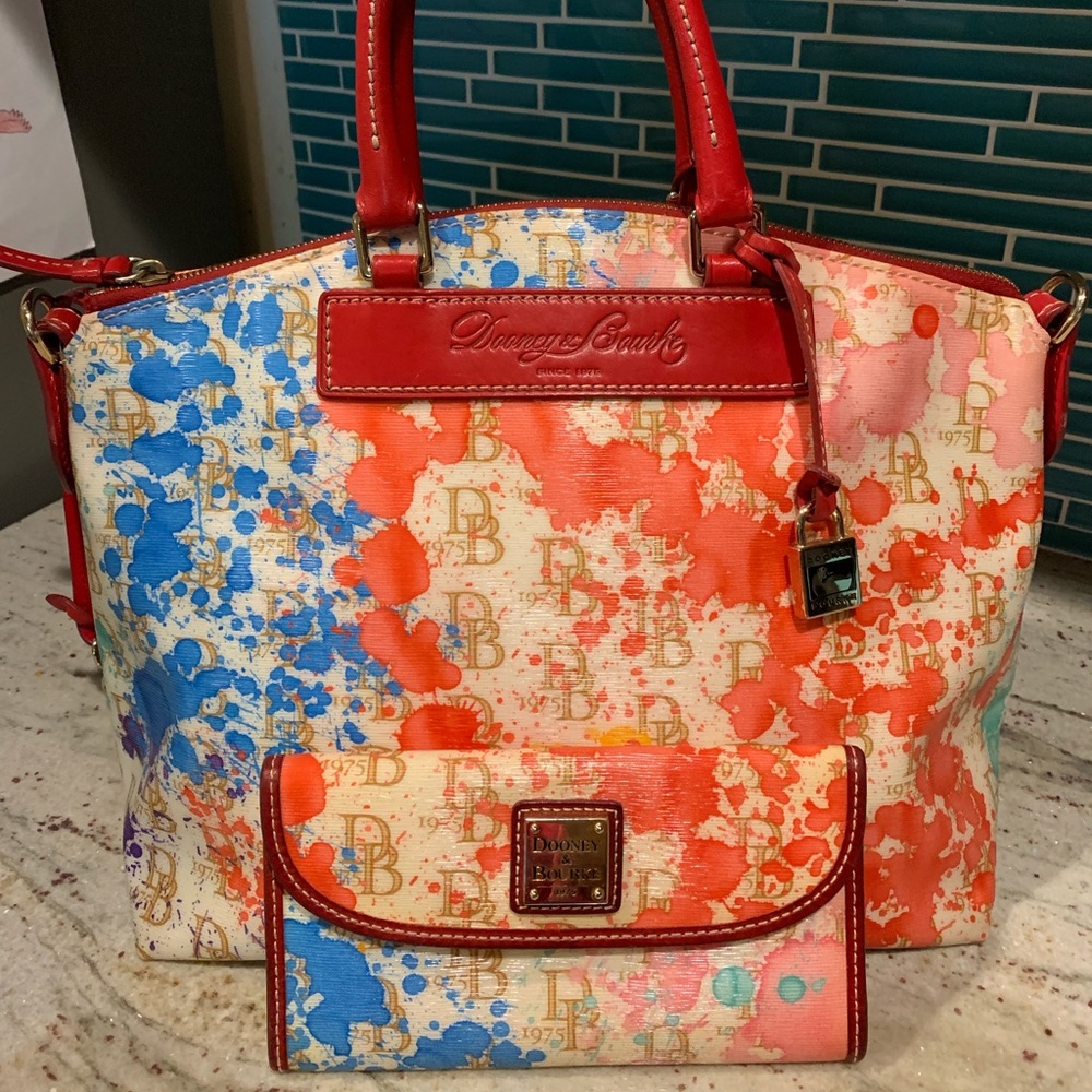 Dooney & Bourke Splash handbag wallet set
